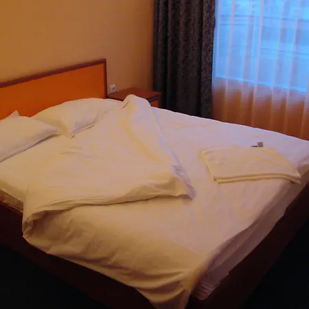 Family Jemelly Hotel