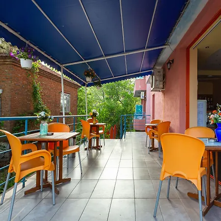 Family Jemelly Hotel