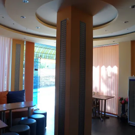 Отель Family Jemelly 2*