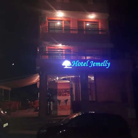 Family Jemelly Hotel 2*