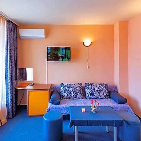 Family Jemelly Hotel 2*