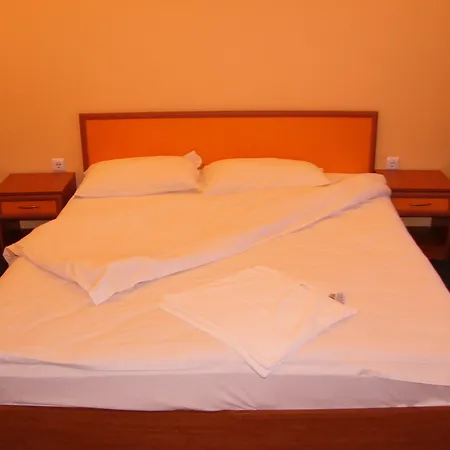 Family Jemelly Hotel 2*