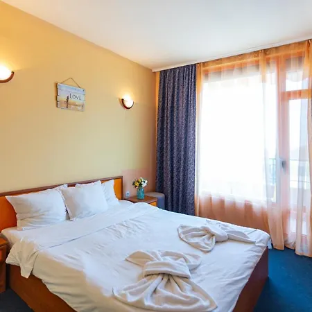 Family Jemelly אובזור