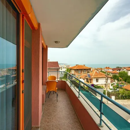 Family Jemelly 2* אובזור