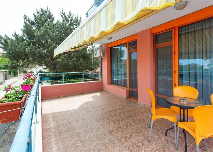 Отель Family Jemelly Обзор