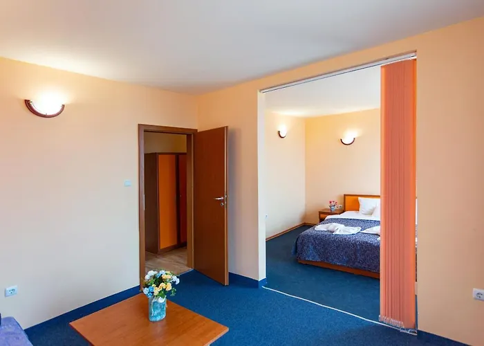 Отель Family Jemelly 2*